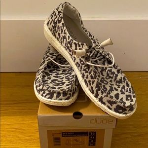 WOMENS HEY DUDE SHOES